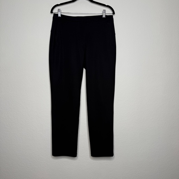 Lululemon On The Move Pant Black 28” Size 6 Zipper Fly and Pockets - Picture 1 of 7